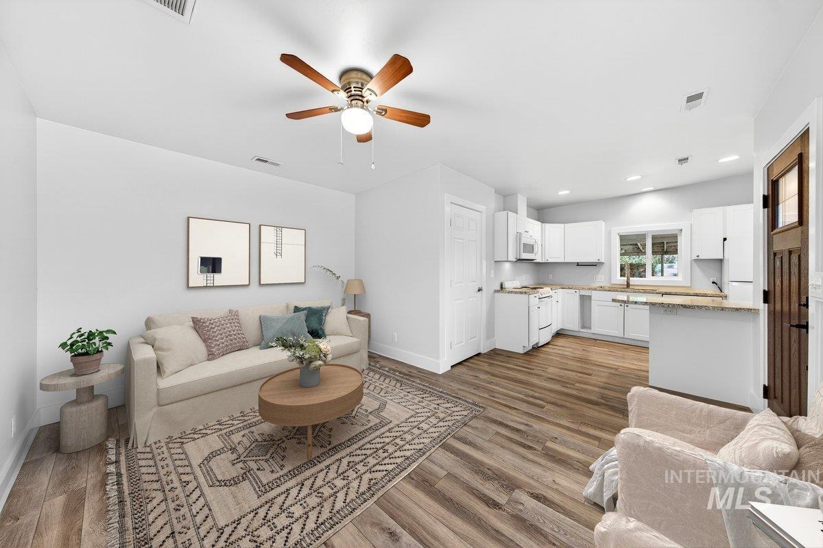 4204 Libby Street Boise, ID 83705 - Photo 4 of 36