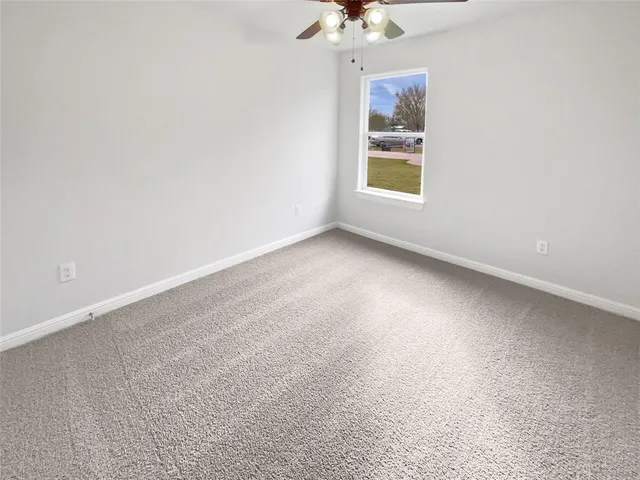 $295,000 | 112 Halifax Circle, Palmer, TX 75152