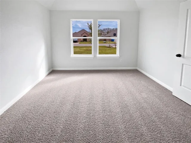 $295,000 | 112 Halifax Circle, Palmer, TX 75152