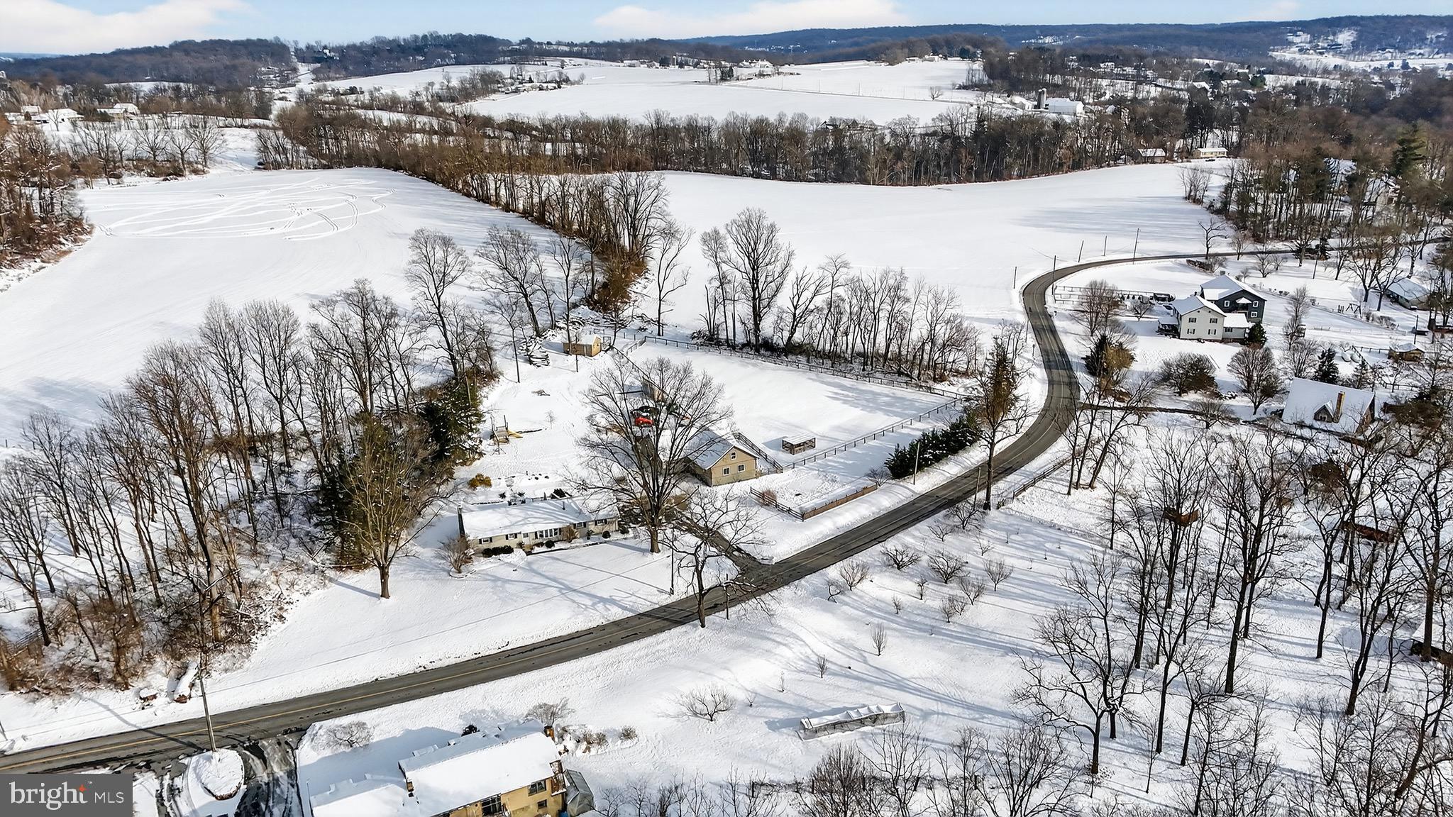 513 Jacobs Road Narvon, PA 17555 - Photo 54 of 69 a view of a terrace