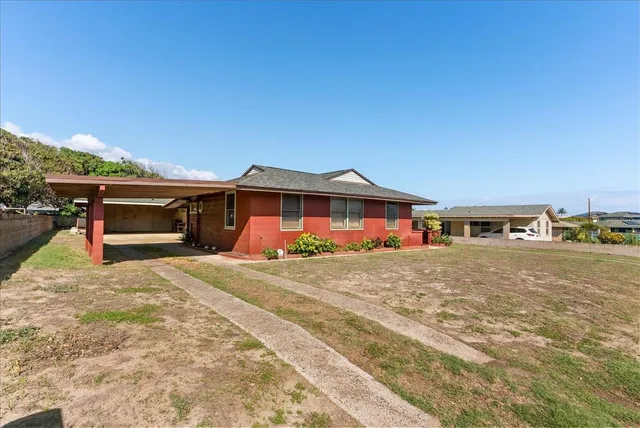 a view of house with outdoor space and sitting space