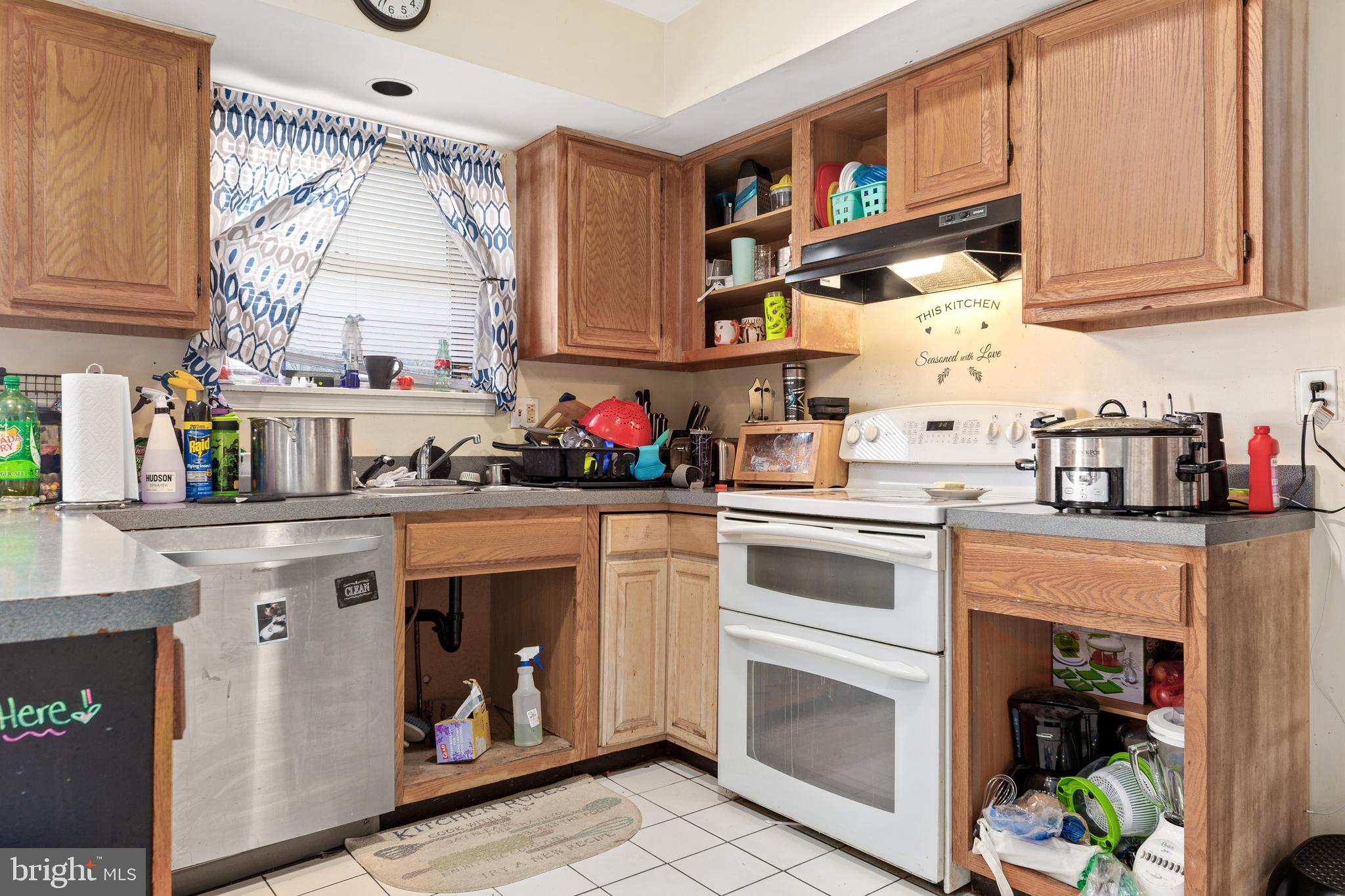 78 West Tomlin Station Road Mickleton, NJ 08056 - Photo 16 of 32 Kitchen - Main Level