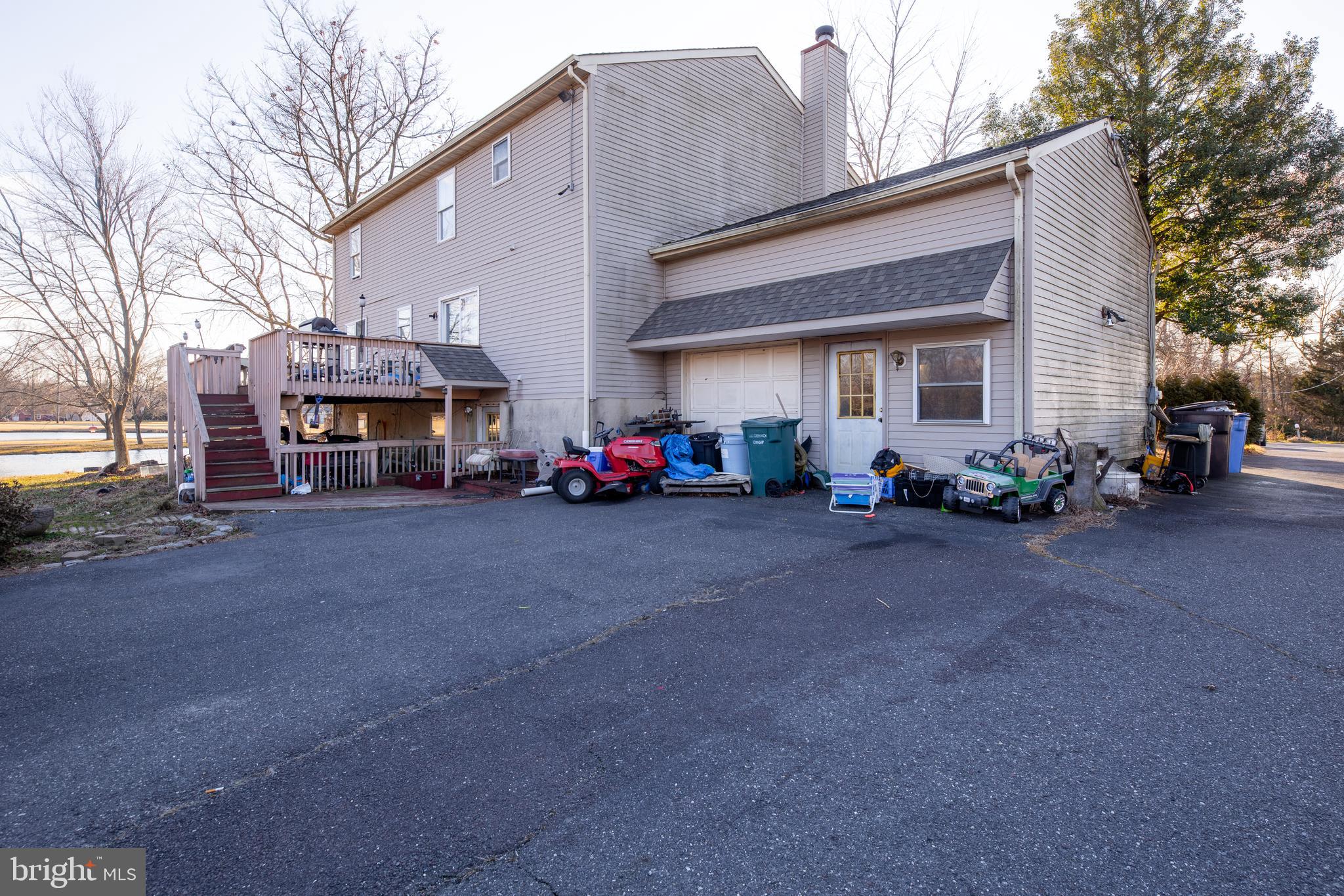 78 West Tomlin Station Road Mickleton, NJ 08056 - Photo 7 of 32 Exterior Back & Gargage