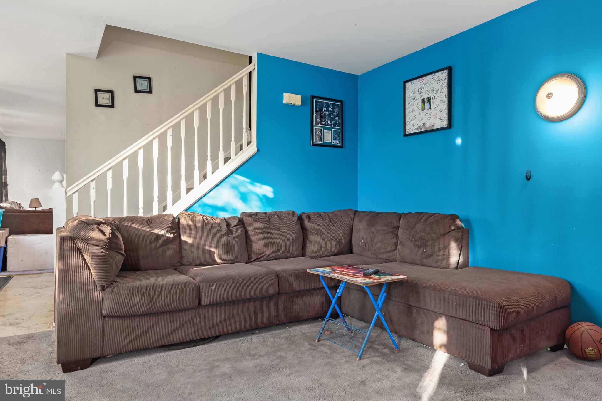 78 West Tomlin Station Road Mickleton, NJ 08056 - Photo 9 of 32 Living Room