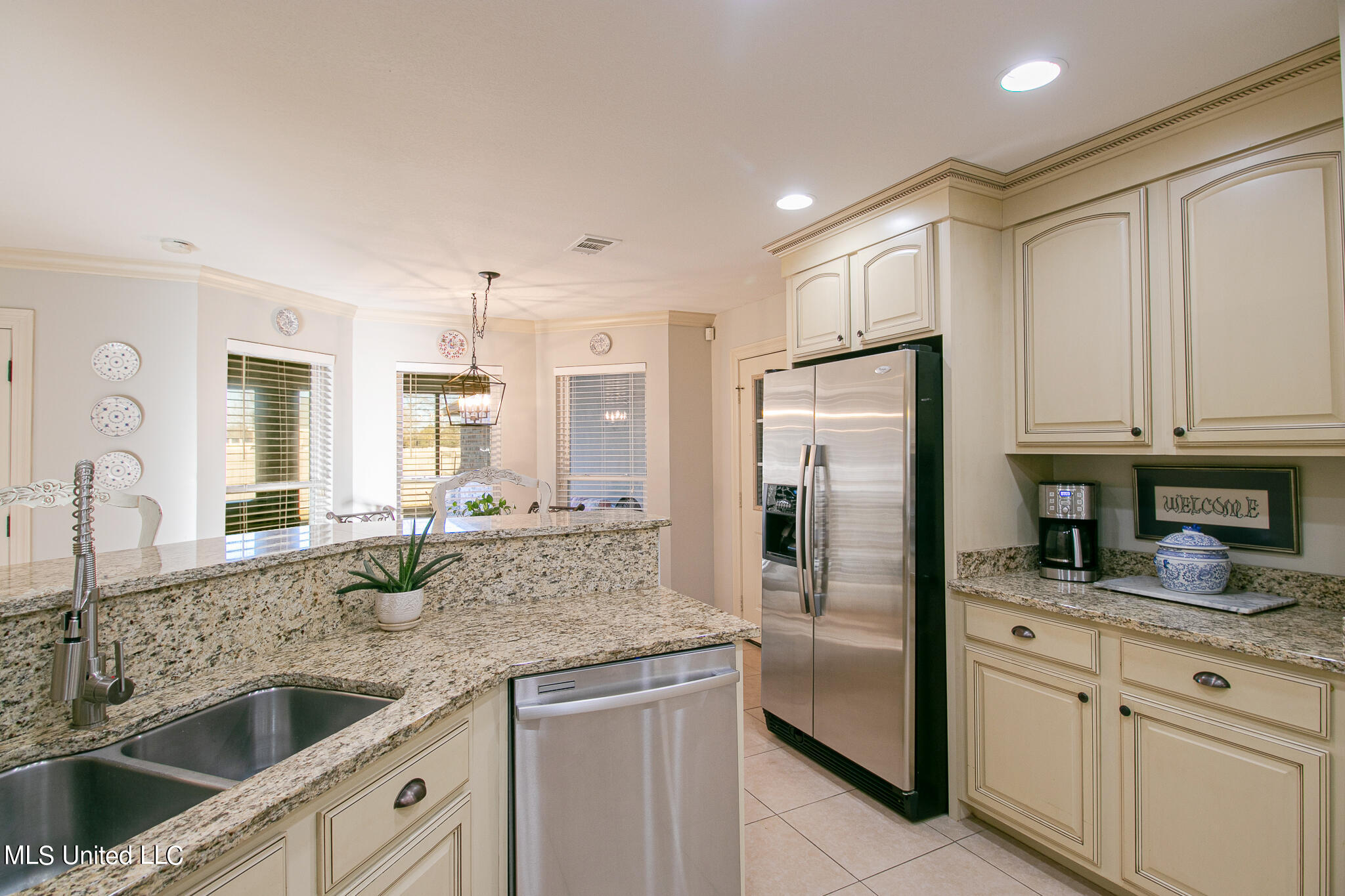 22176 Blackwell Farm Road Saucier, MS 39574 - Photo 14 of 37 Kitchen