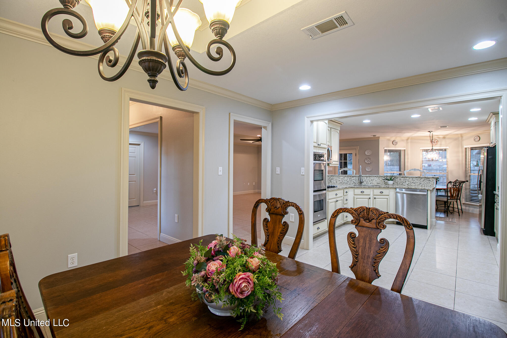 22176 Blackwell Farm Road Saucier, MS 39574 - Photo 17 of 37 Dining Room