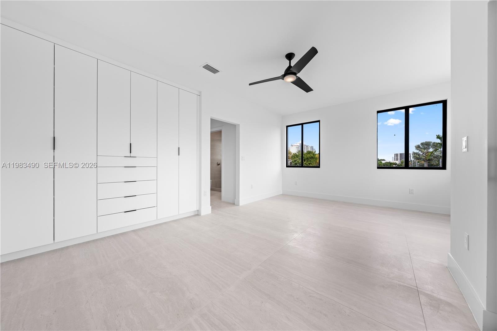 3187 Southwest 23rd Street Miami, FL 33145 - Photo 25 of 41