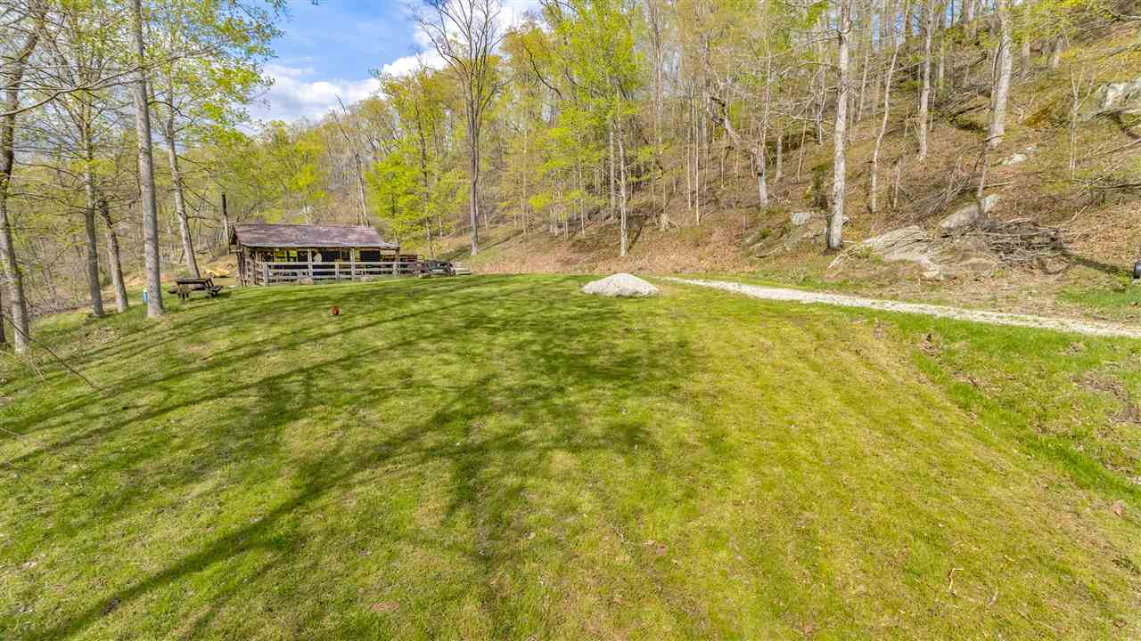 5715 Hubbards Branch Road Huntington, WV 25704 - Photo 26 of 31 Gallery Image 26