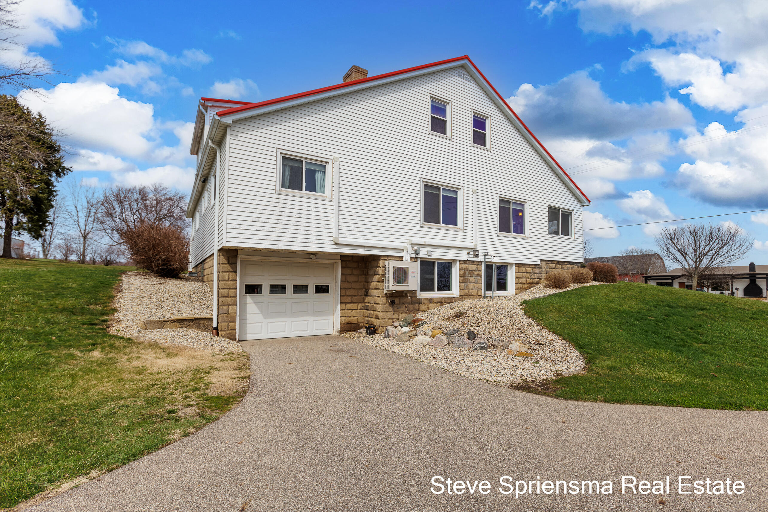 8945 Fruit Ridge Avenue Northwest Sparta, MI 49345 - Photo 8 of 62 8945 Fruitridge Ave NW, Sparta-8