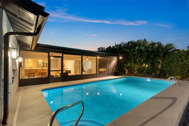 $1,699,999 | 2000 Kansas Avenue Northeast, St. Petersburg, FL 33703