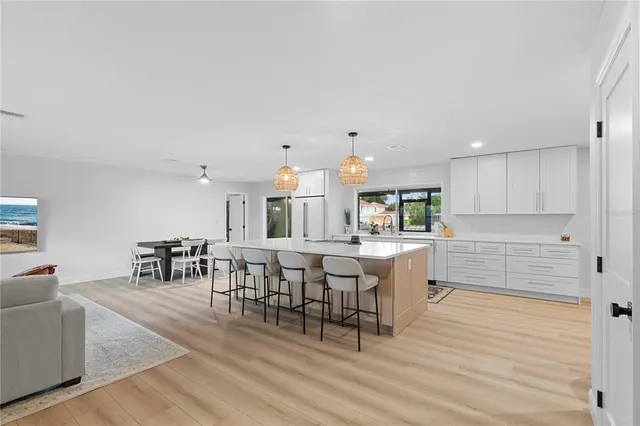 $1,699,999 | 2000 Kansas Avenue Northeast, St. Petersburg, FL 33703