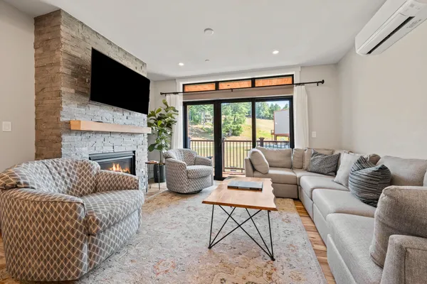 $1,399,000 | 243 Skimobile Road, Unit 255, Conway, NH 03860