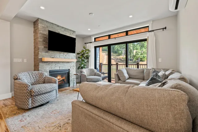 $1,475,000 | 243 Skimobile Road, Unit 255, Conway, NH 03860