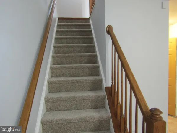 $2,850 | 6310 Gun Cap Court, Centreville, VA 20121