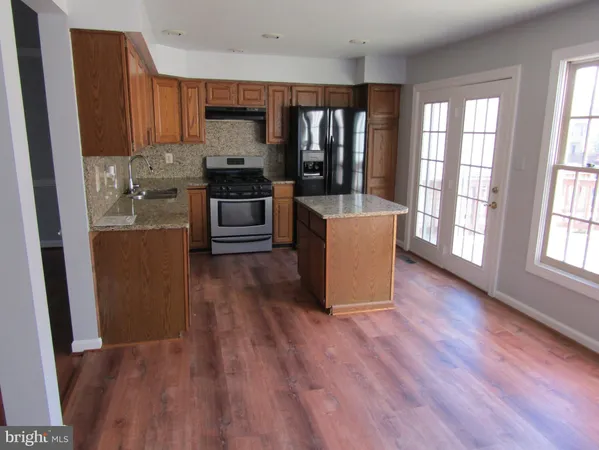 $2,850 | 6310 Gun Cap Court, Centreville, VA 20121