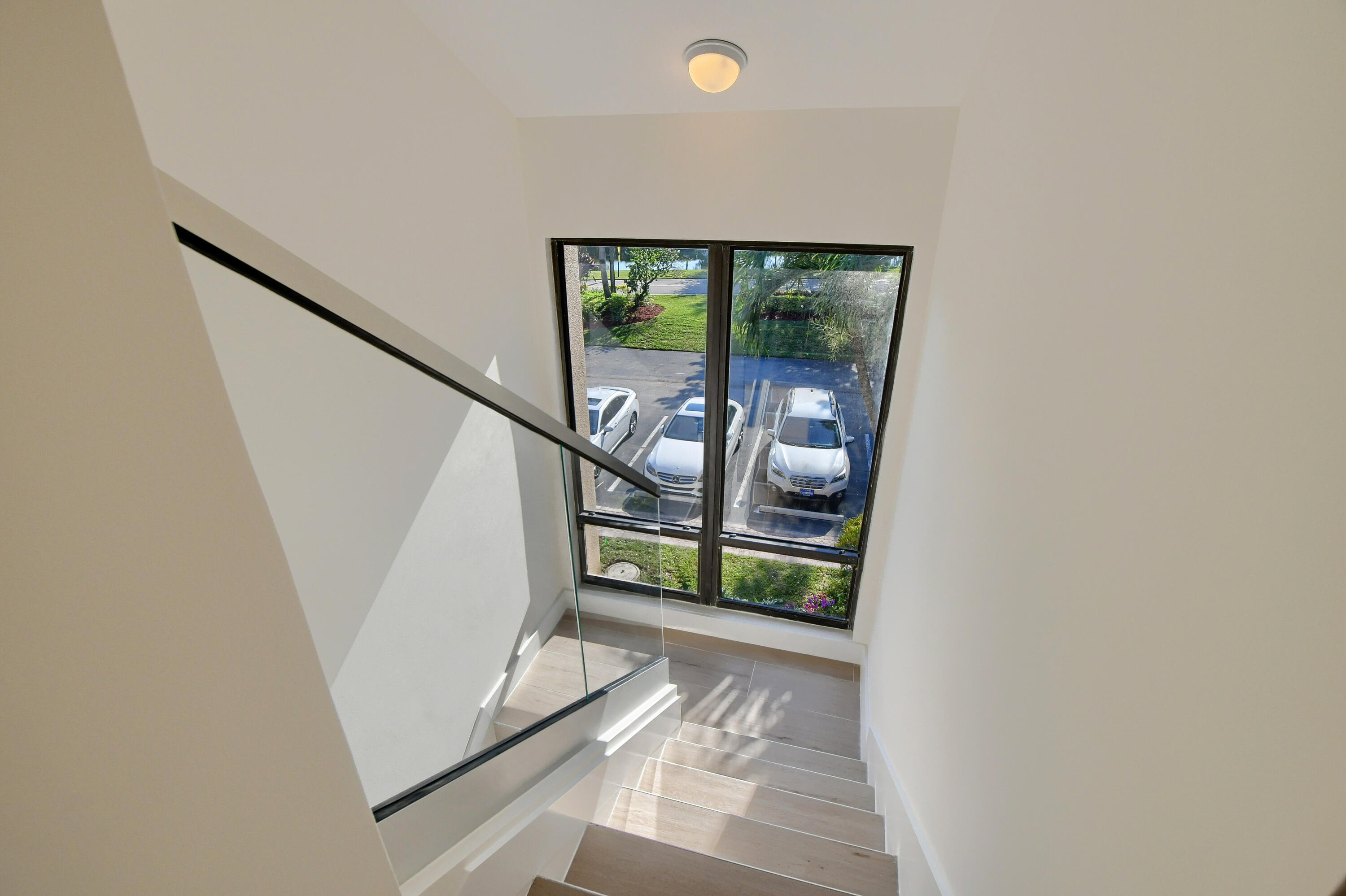 3805 Bridgewood Drive Boca Raton, FL 33434 - Photo 26 of 56 stairs