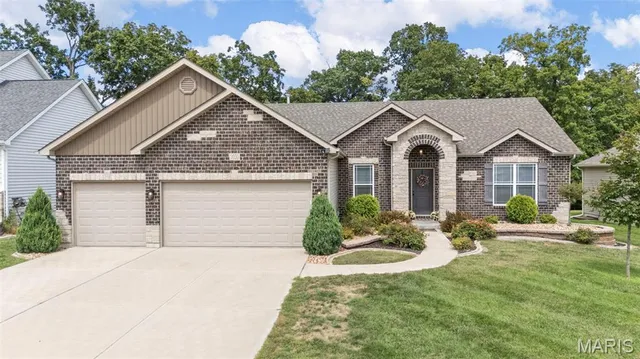 $484,900 | 1030 Timber Bluff Drive, Wentzville, MO 63385