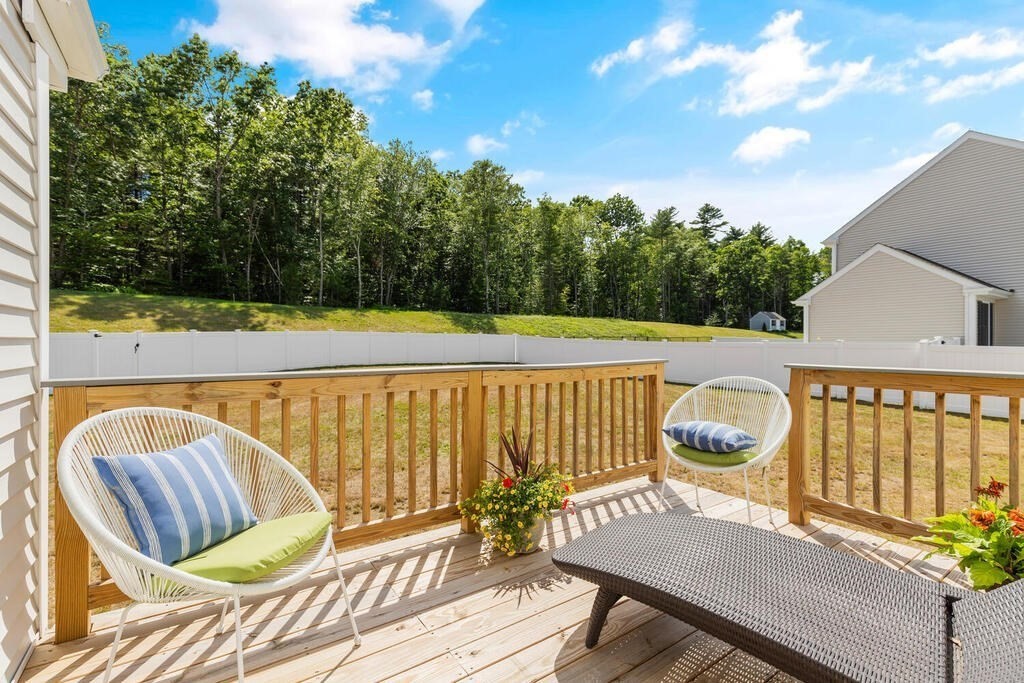 26 Oldfield Road Bridgewater, MA 02324 - Photo 27 of 28 Gallery Image 27