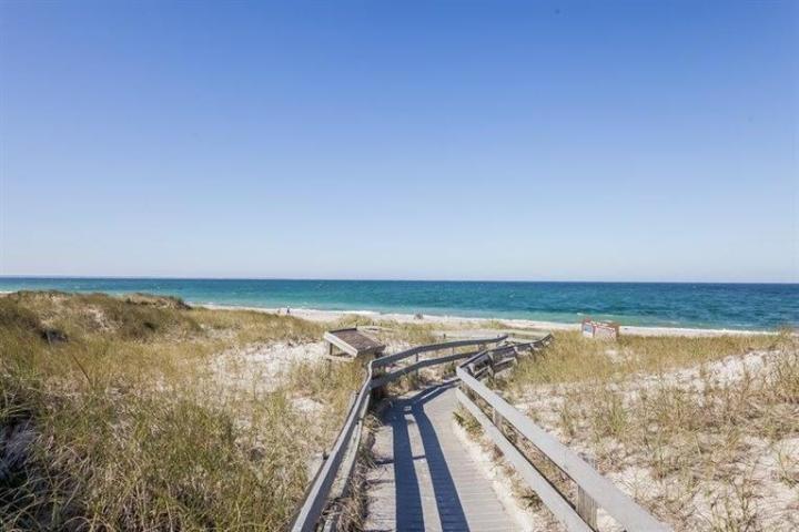 160 Point Hill Road West Barnstable, MA 02668 - Photo 36 of 39 a view of an ocean