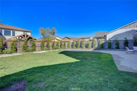 a view of outdoor space yard and patio
