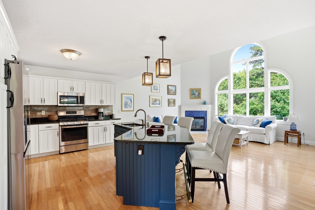5 Hemlock Road, Unit 5 Bourne, MA 02532 - Photo 7 of 39
