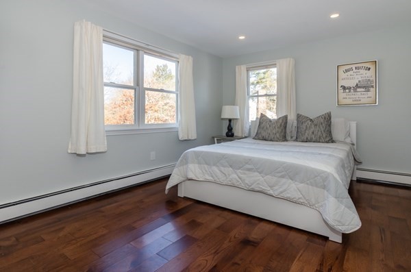 31 Captain Carltons Road Cotuit, MA 02635 - Photo 15 of 32 Gallery Image 15