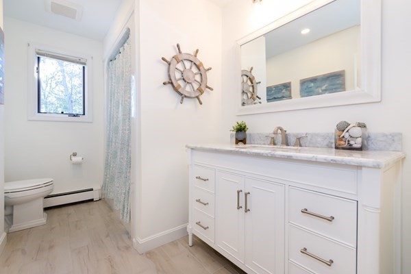 31 Captain Carltons Road Cotuit, MA 02635 - Photo 17 of 32 Gallery Image 17