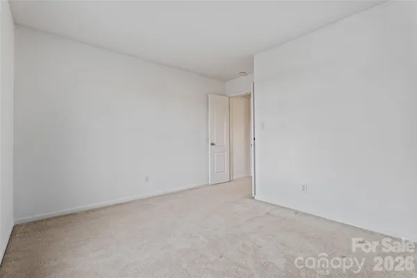 $465,000 | 307 Cross Creek Drive, Cherryville, NC 28021