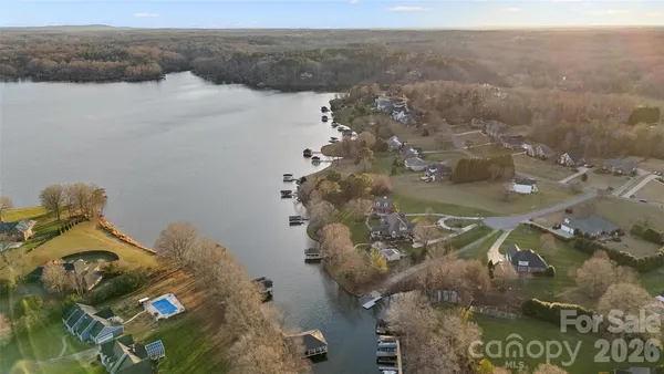 $465,000 | 307 Cross Creek Drive, Cherryville, NC 28021