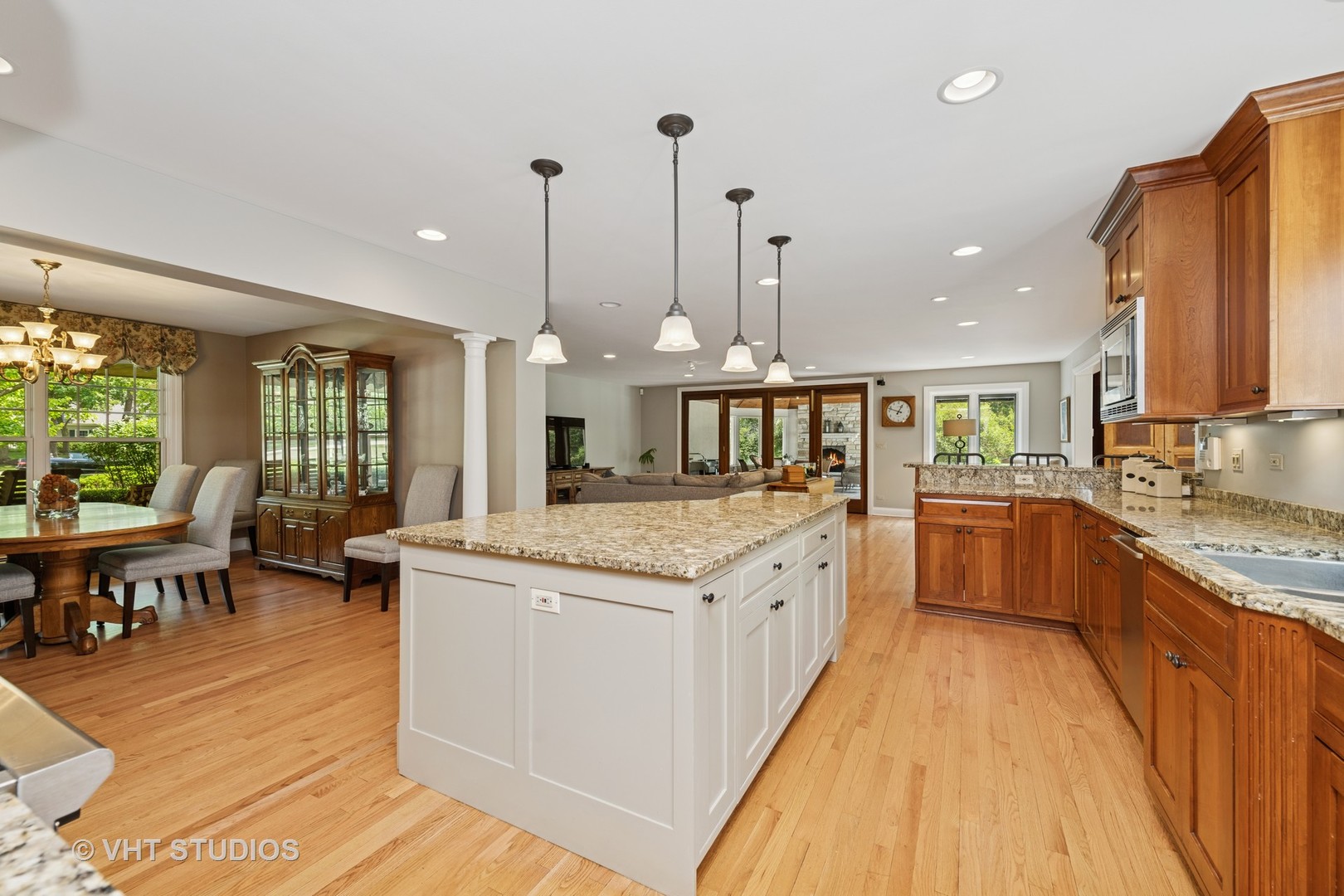 235 Valley Road Trout Valley, IL 60013 - Photo 10 of 47