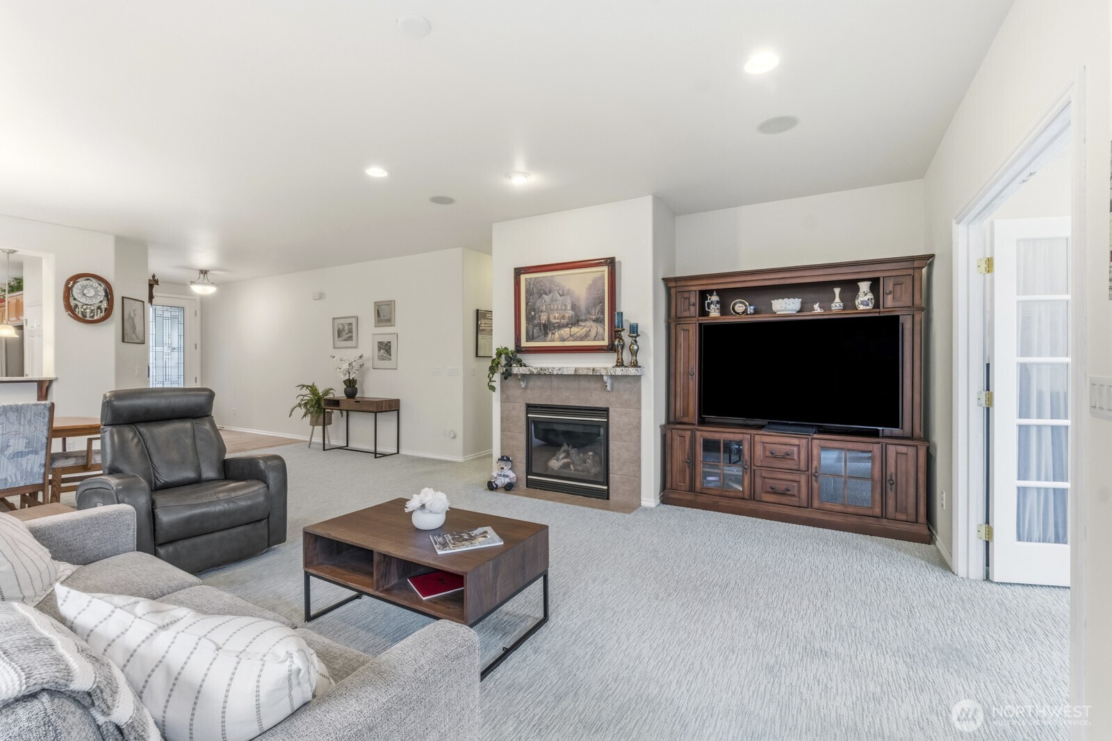 4345 Sinclair Loop Northeast Lacey, WA 98516 - Photo 14 of 36