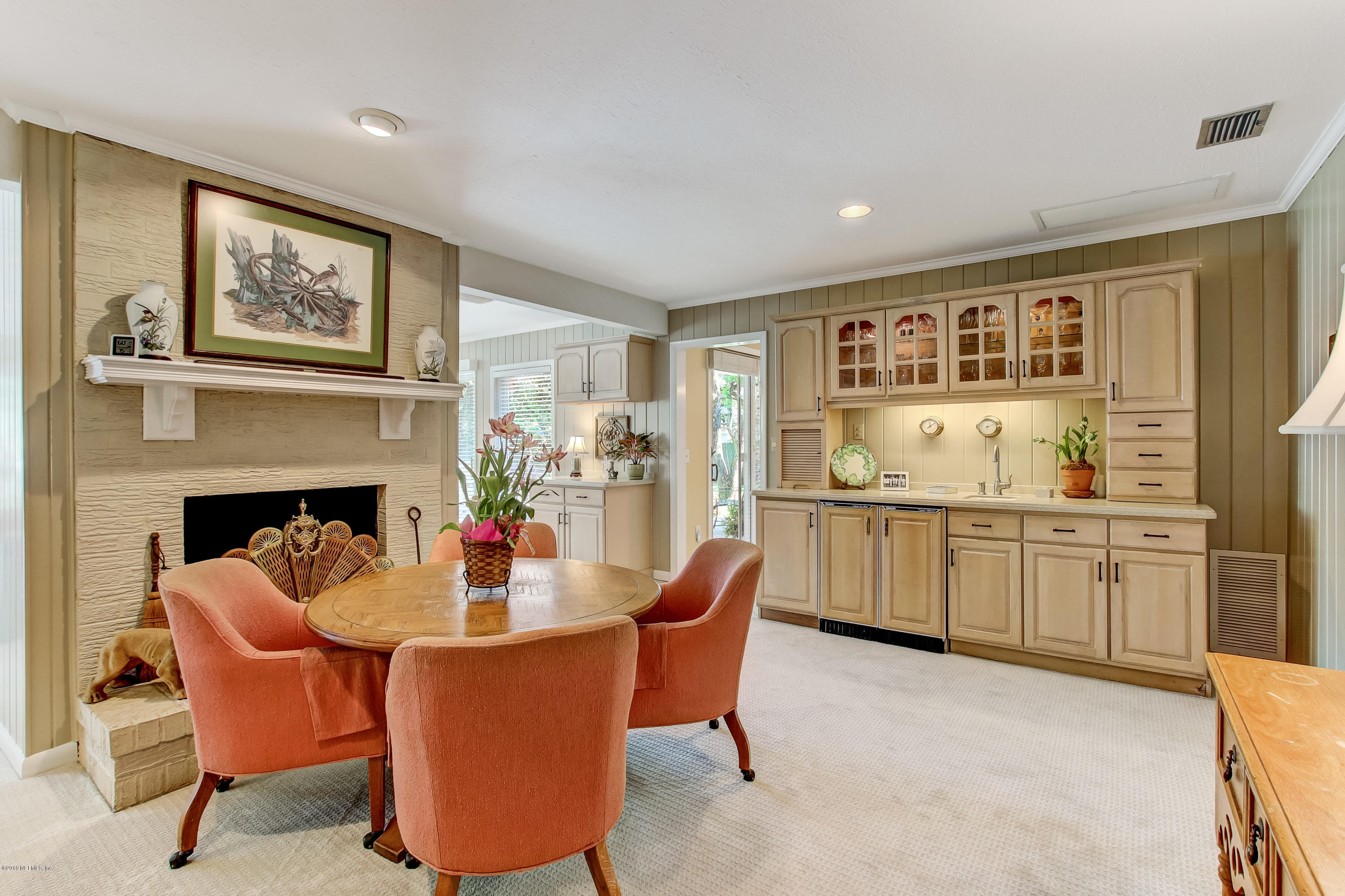 4632 Prince Edward Road Jacksonville, FL 32210 - Photo 18 of 61 Family Room