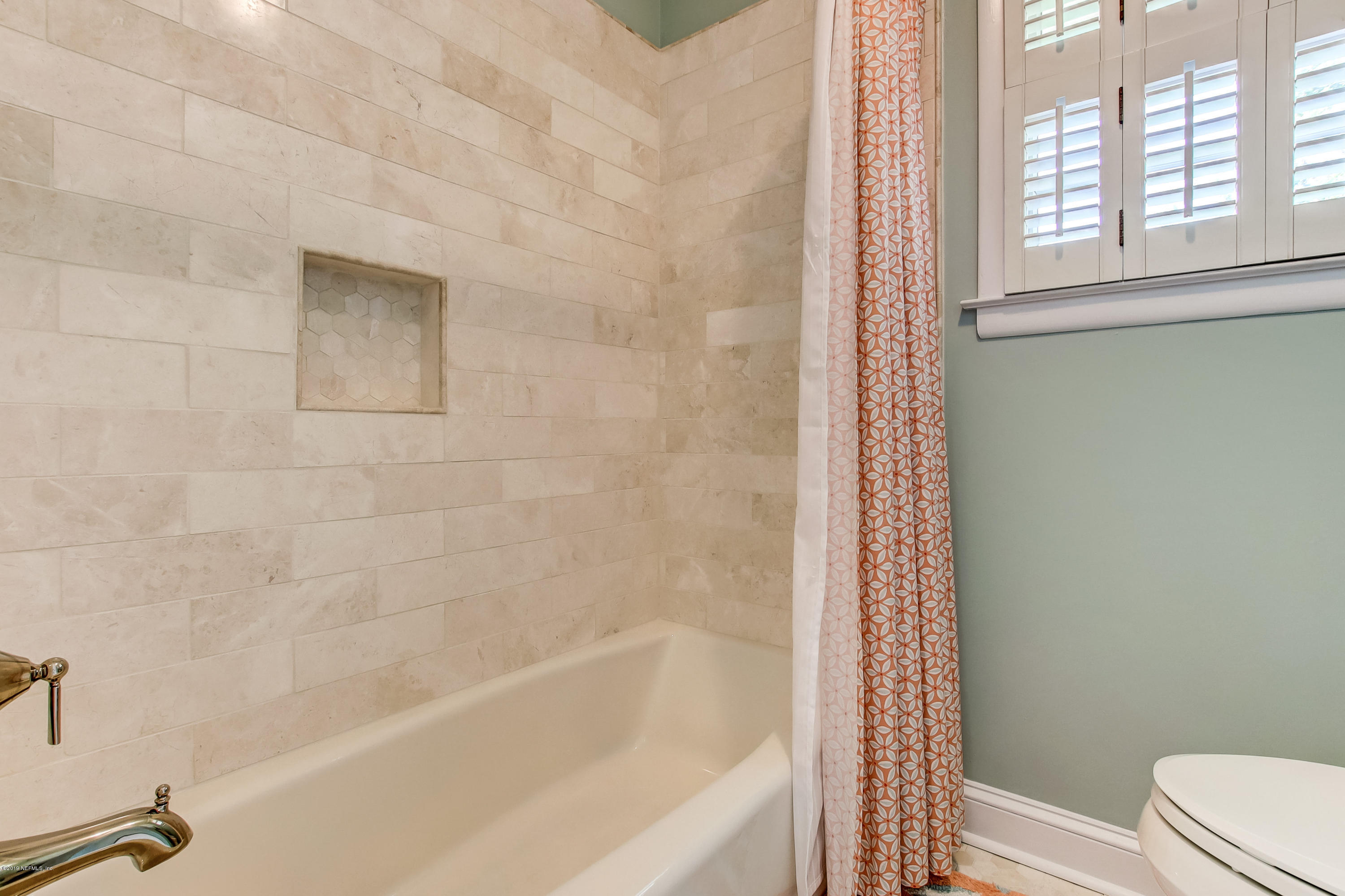 4632 Prince Edward Road Jacksonville, FL 32210 - Photo 31 of 61 Hall Bath
