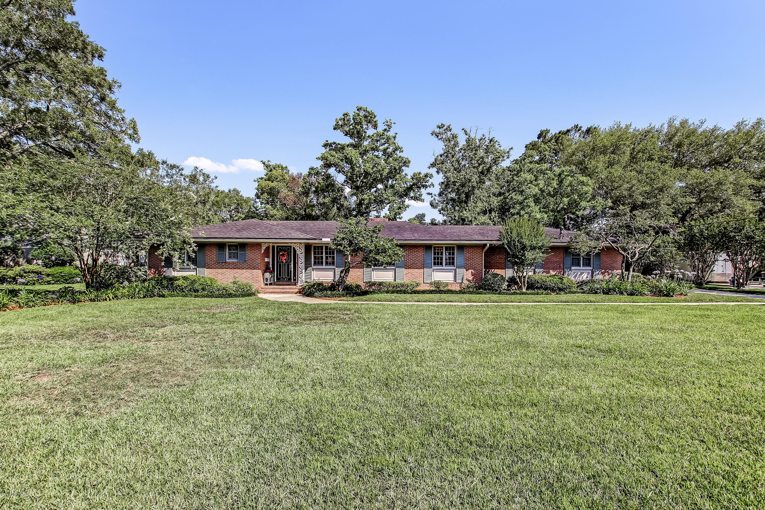 4632 Prince Edward Road Jacksonville, FL 32210 - Photo 59 of 61 Large Fron Yard
