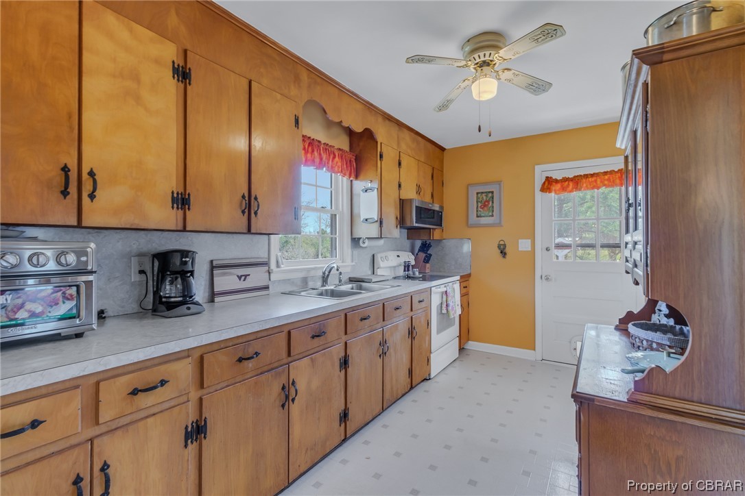 2999 Little Bay Road White Stone, VA 22578 - Photo 11 of 32 Gallery Image 11