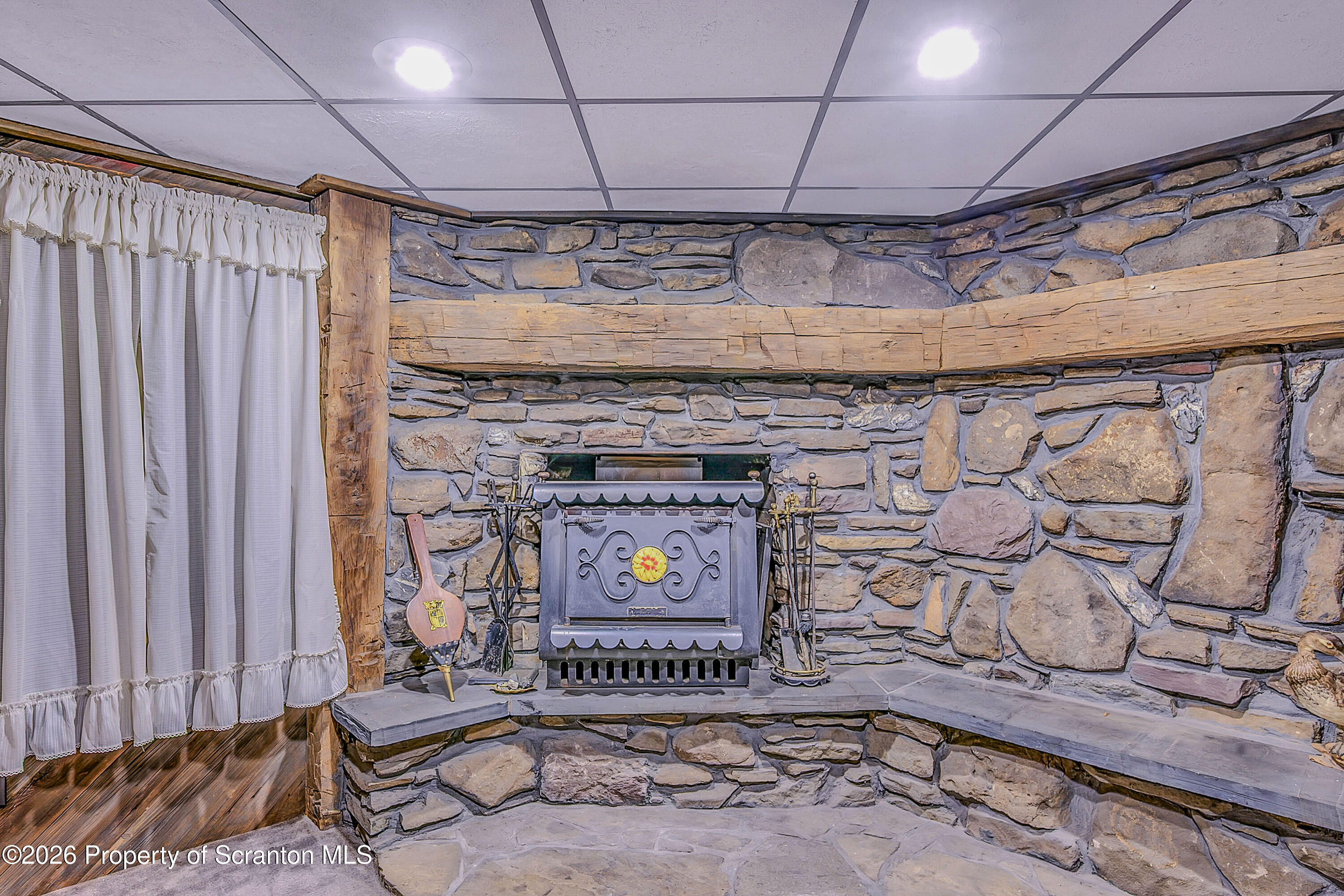 108 West Mountain Road Scranton, PA 18504 - Photo 29 of 52 Recreation room