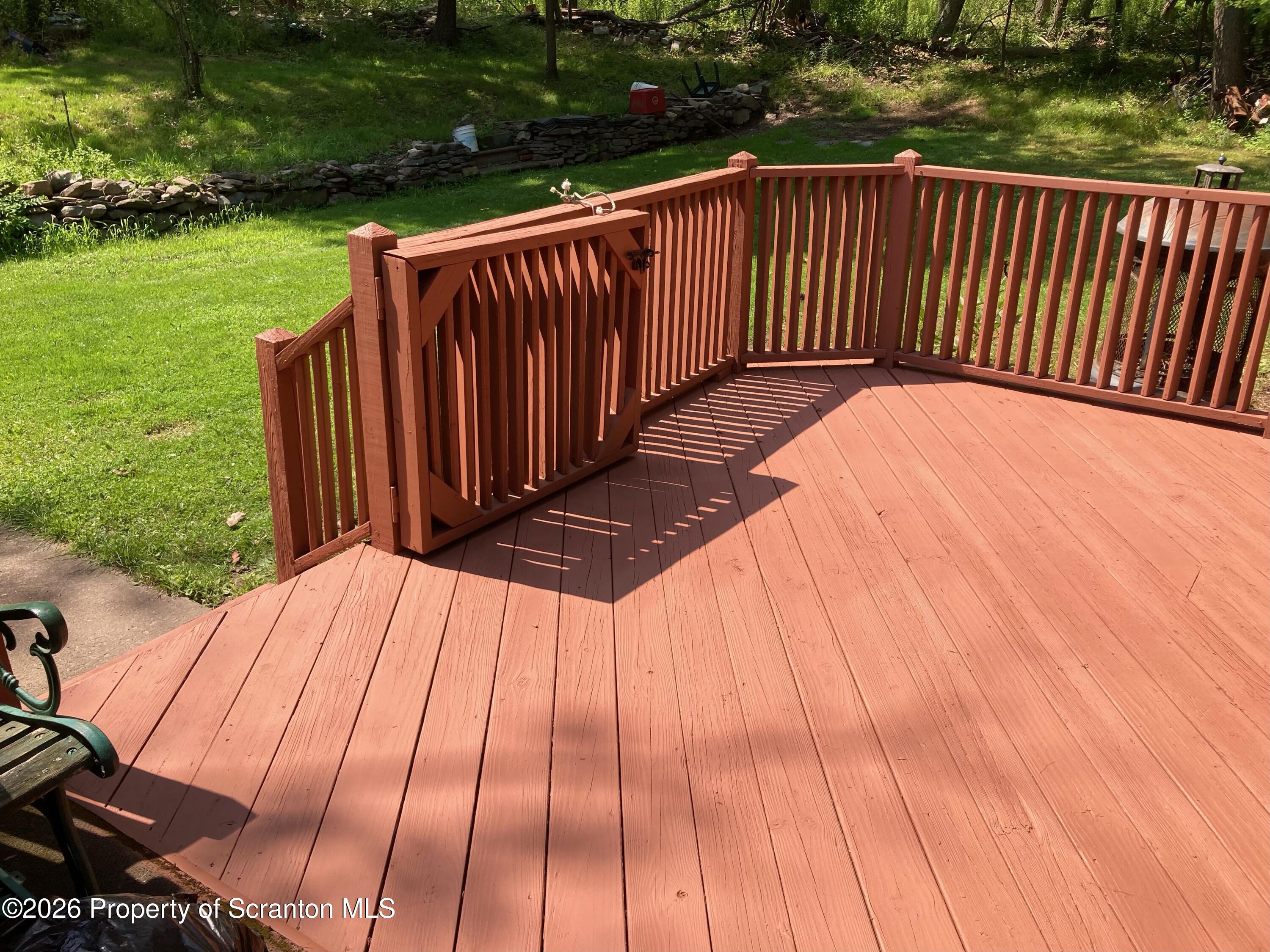 108 West Mountain Road Scranton, PA 18504 - Photo 35 of 52 Deck