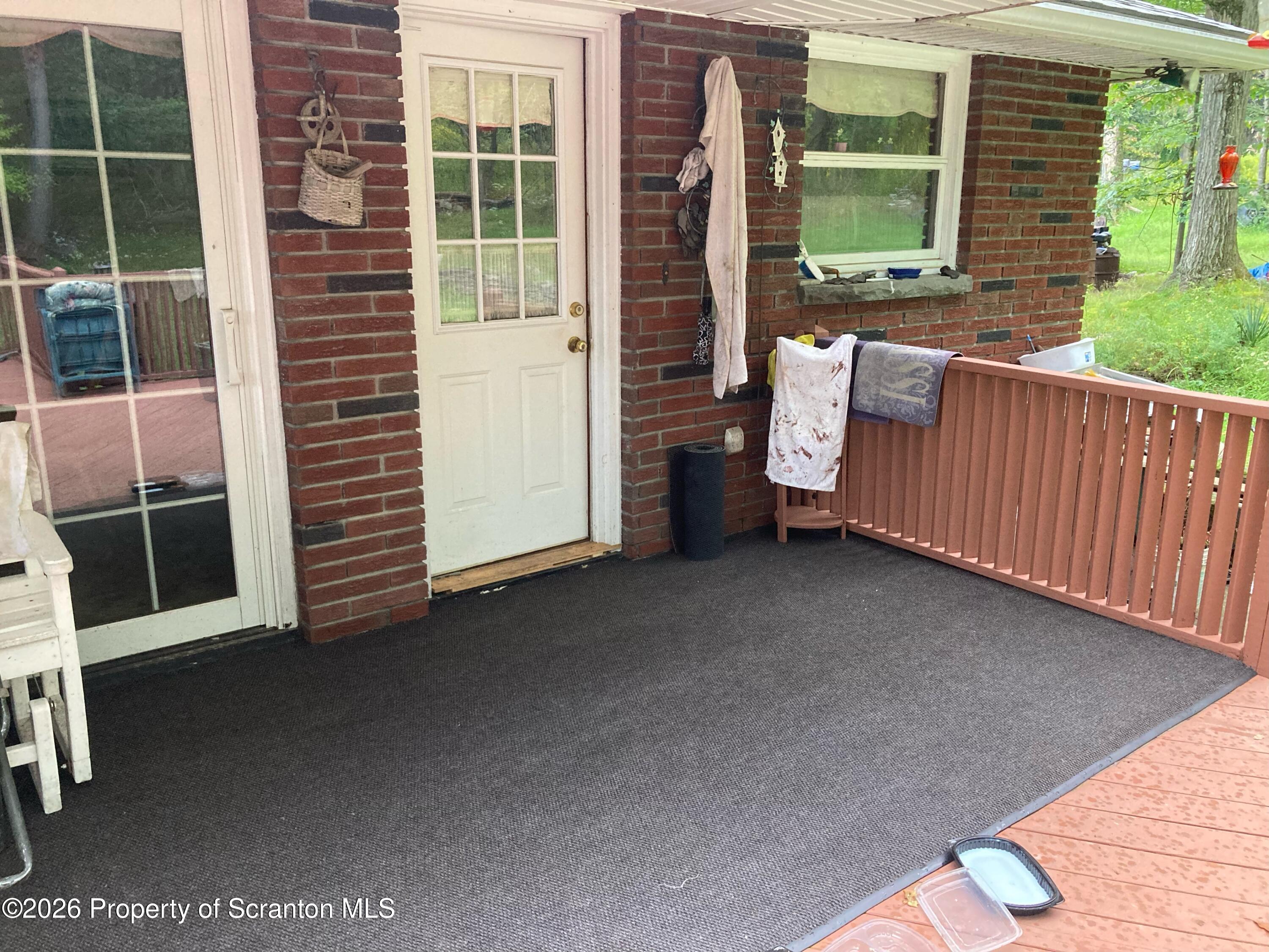 108 West Mountain Road Scranton, PA 18504 - Photo 38 of 52 Rear