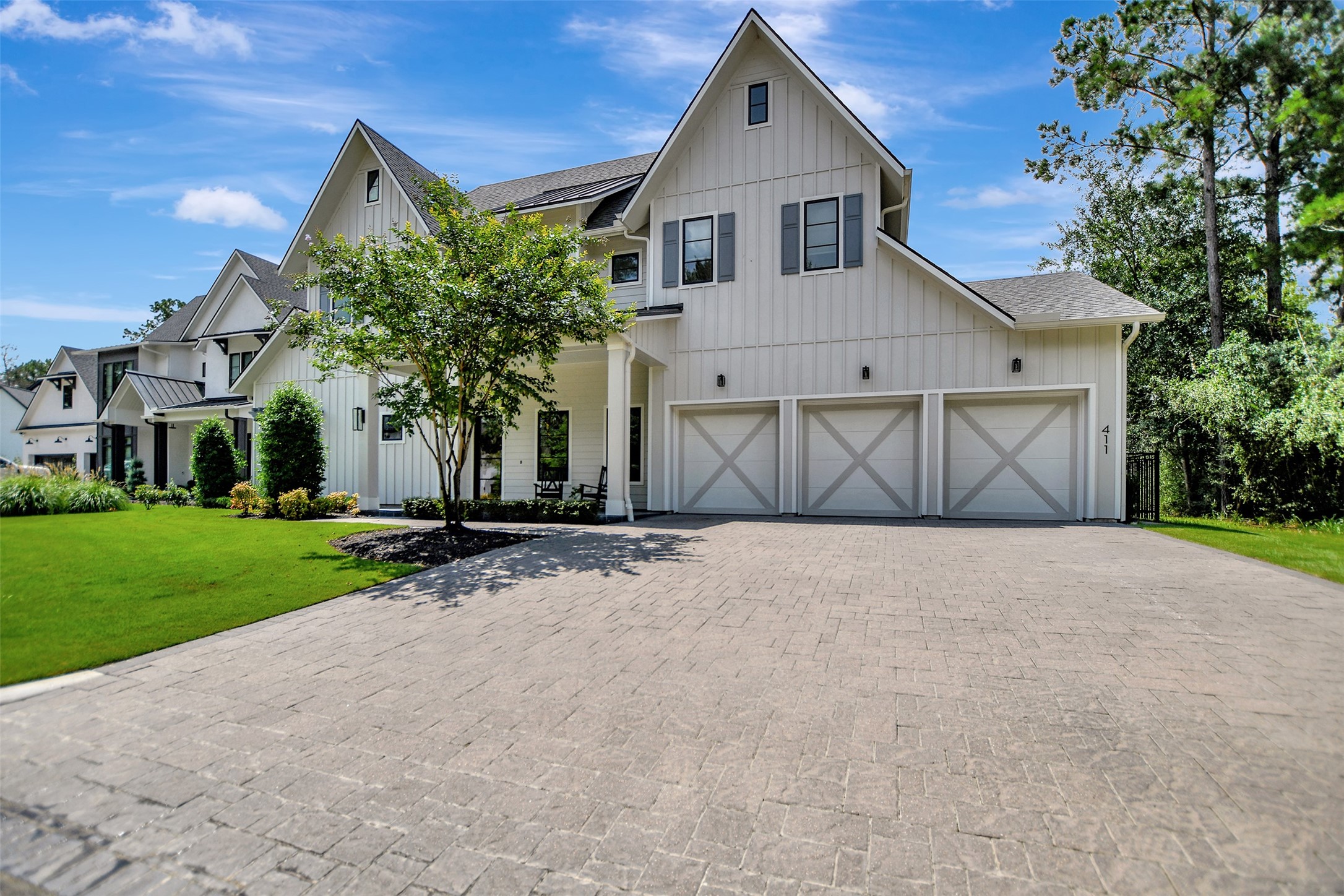 411 Copa Palm Loop Montgomery, TX 77316 - Photo 2 of 46 a view of garage and yard