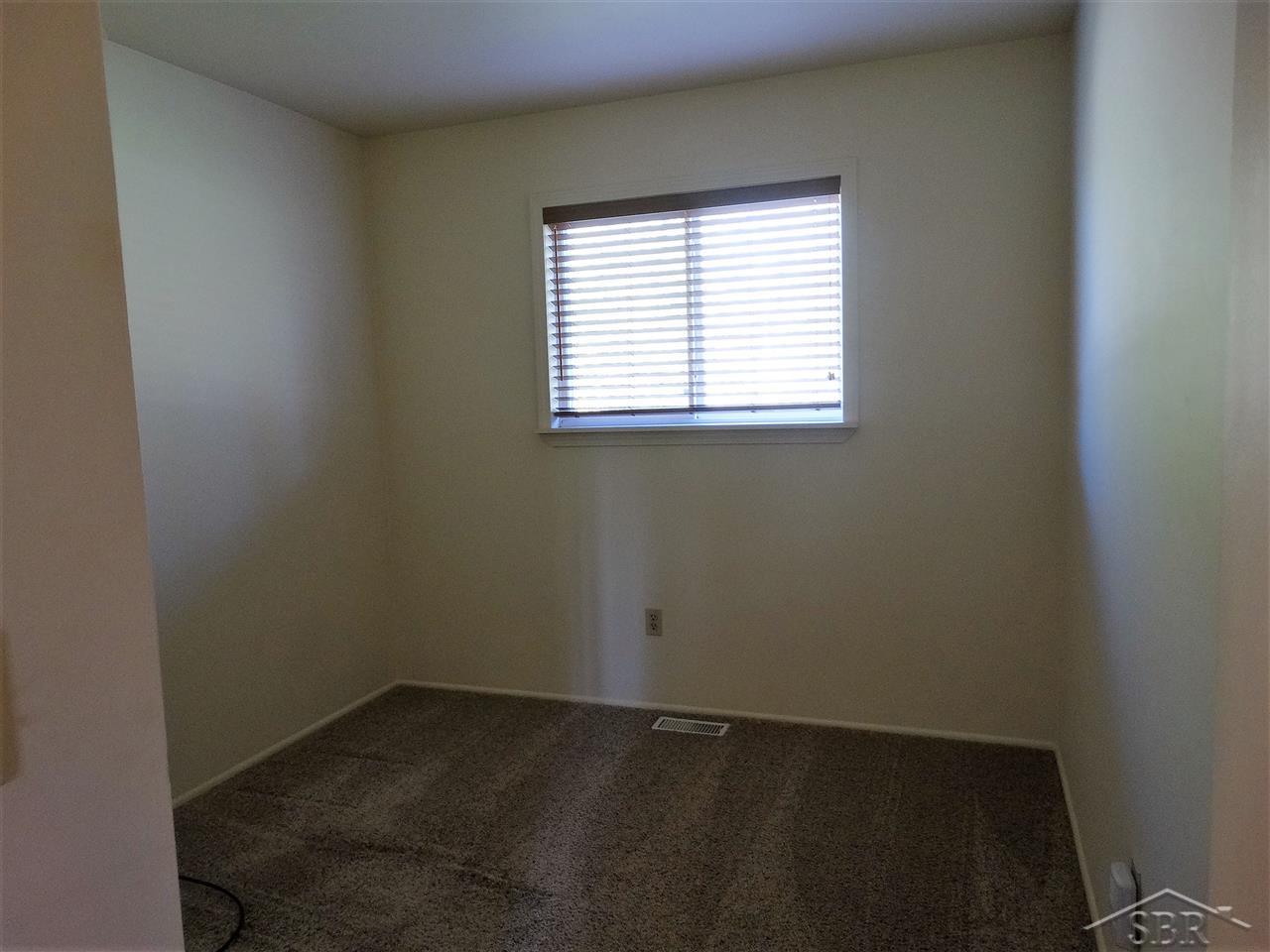 9512 Barkley Road Millington, MI 48746 - Photo 10 of 15 31347777-9.JPG