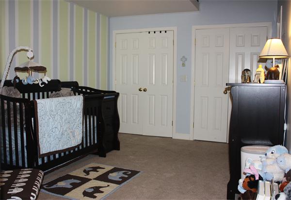 25 Cedar Street, Unit 3 Amesbury, MA 01913 - Photo 6 of 13 a view of room with window and bathroom