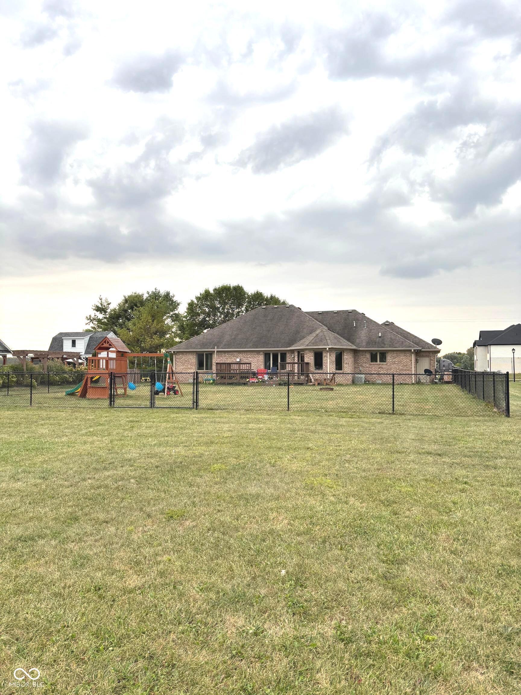 5556 West Stinemyer Road New Palestine, IN 46163 - Photo 6 of 25