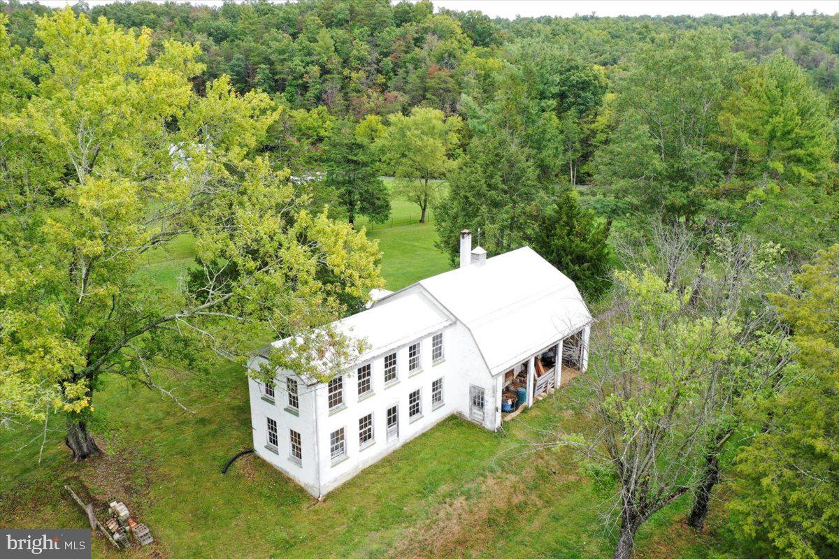 12465 Supinlick Ridge Road Edinburg, VA 22824 - Photo 14 of 76 Barn