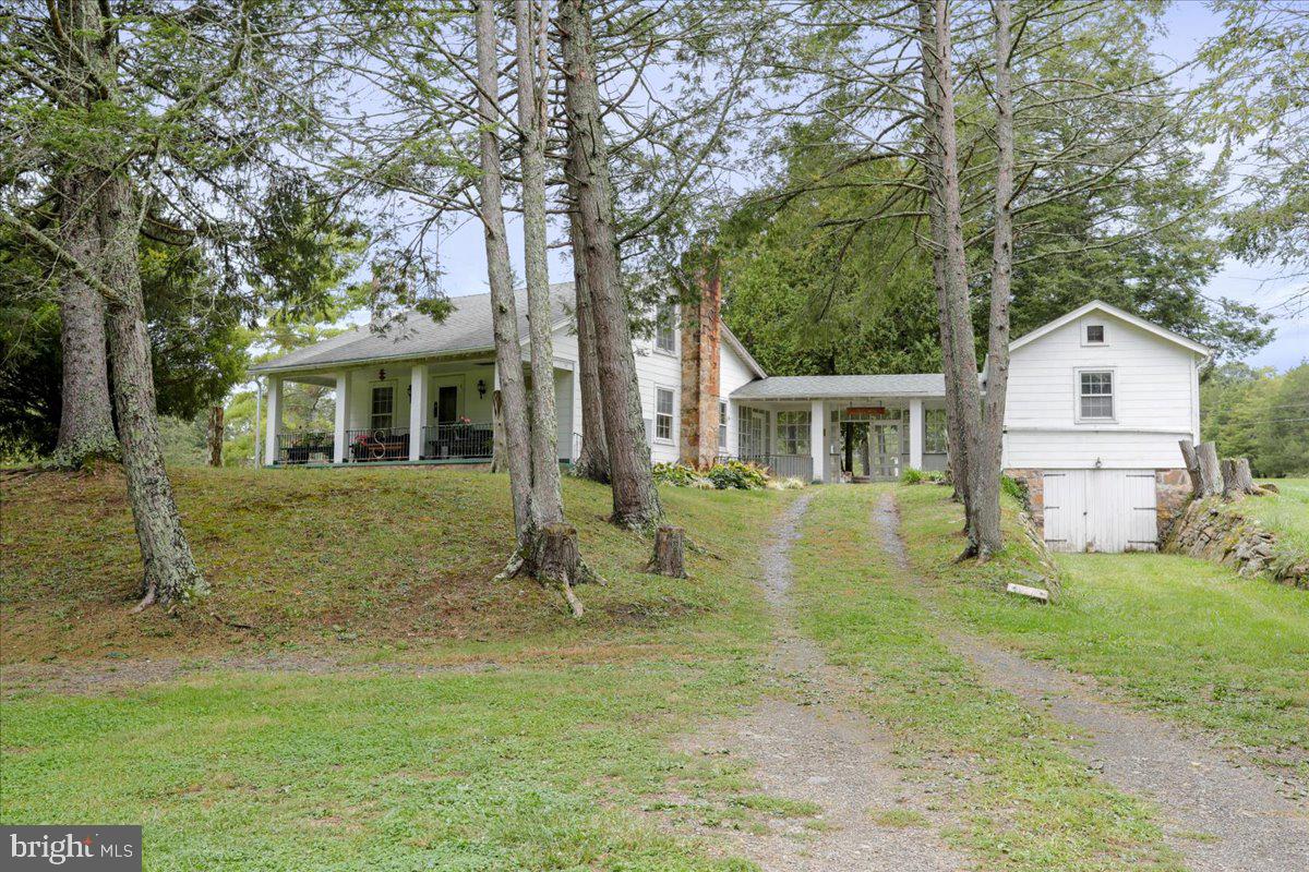 12465 Supinlick Ridge Road Edinburg, VA 22824 - Photo 3 of 76 Main House and Cabin