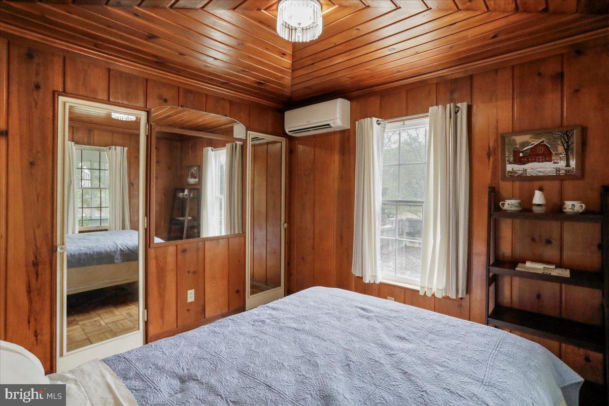 12465 Supinlick Ridge Road Edinburg, VA 22824 - Photo 39 of 76