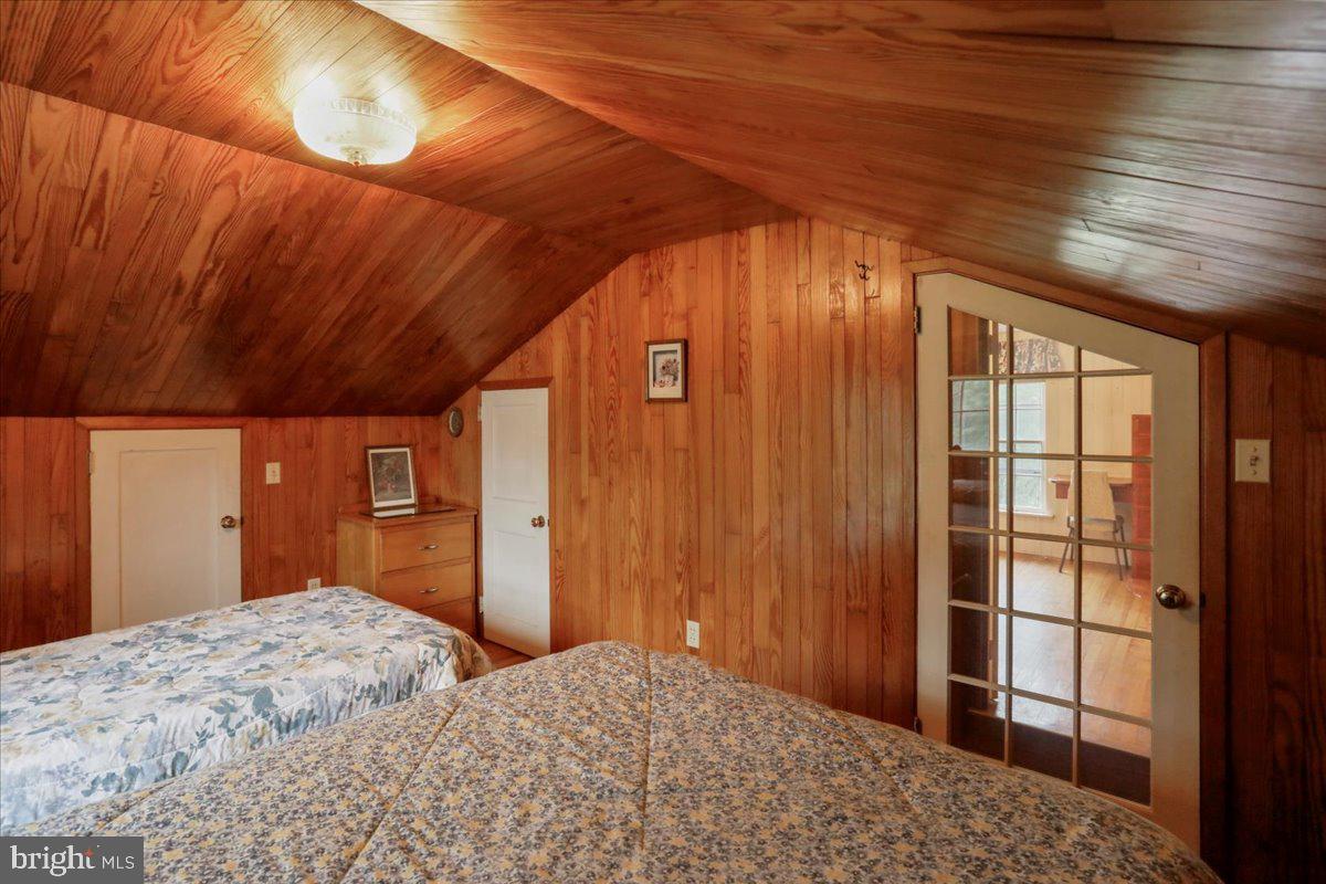 12465 Supinlick Ridge Road Edinburg, VA 22824 - Photo 47 of 76