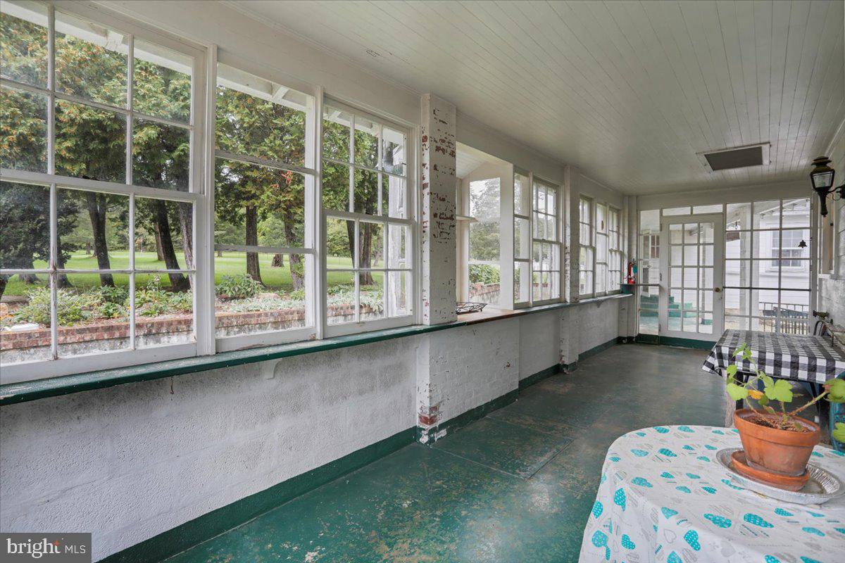 12465 Supinlick Ridge Road Edinburg, VA 22824 - Photo 67 of 76 enclosed porch