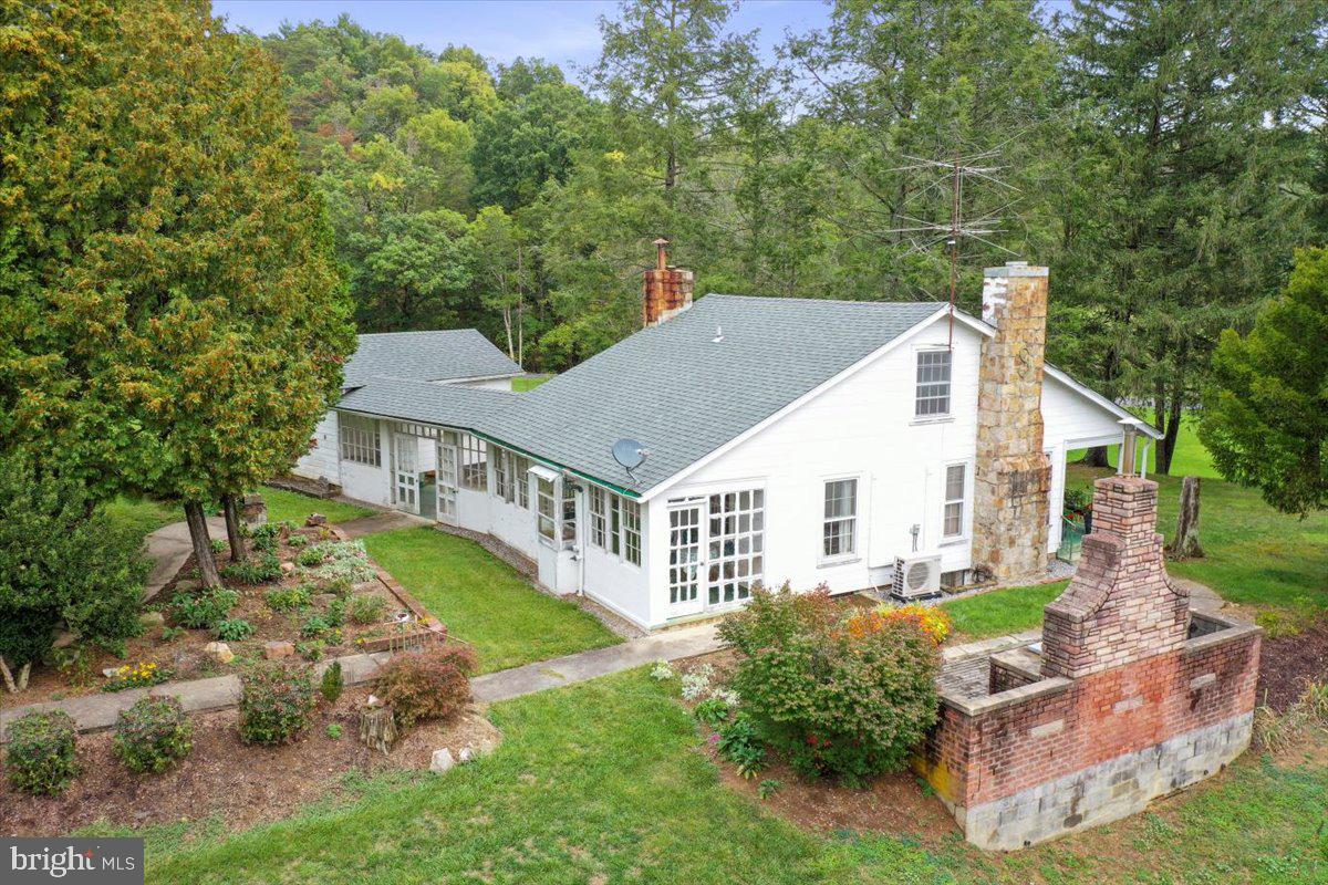 12465 Supinlick Ridge Road Edinburg, VA 22824 - Photo 10 of 76