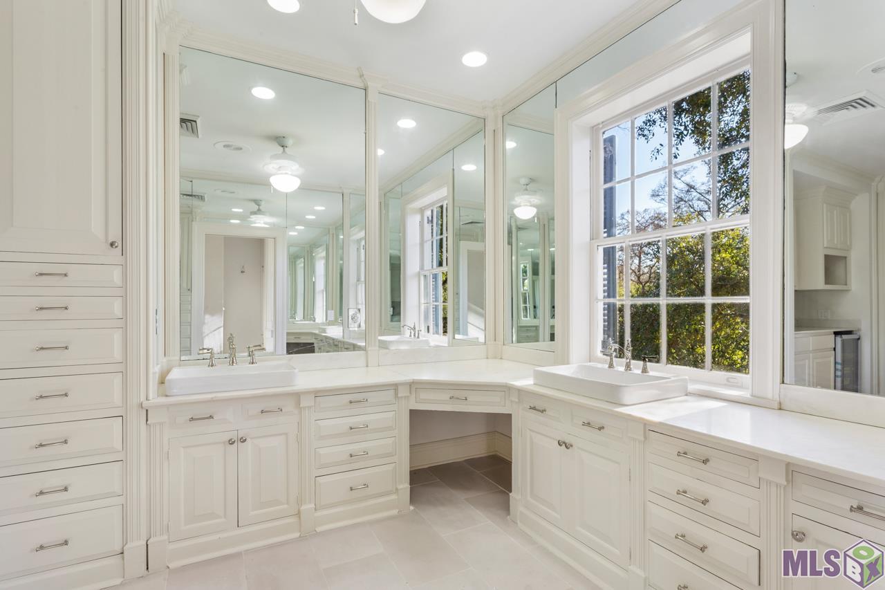 4756 Highland Road Baton Rouge, LA 70808 - Photo 20 of 42 Master Bath