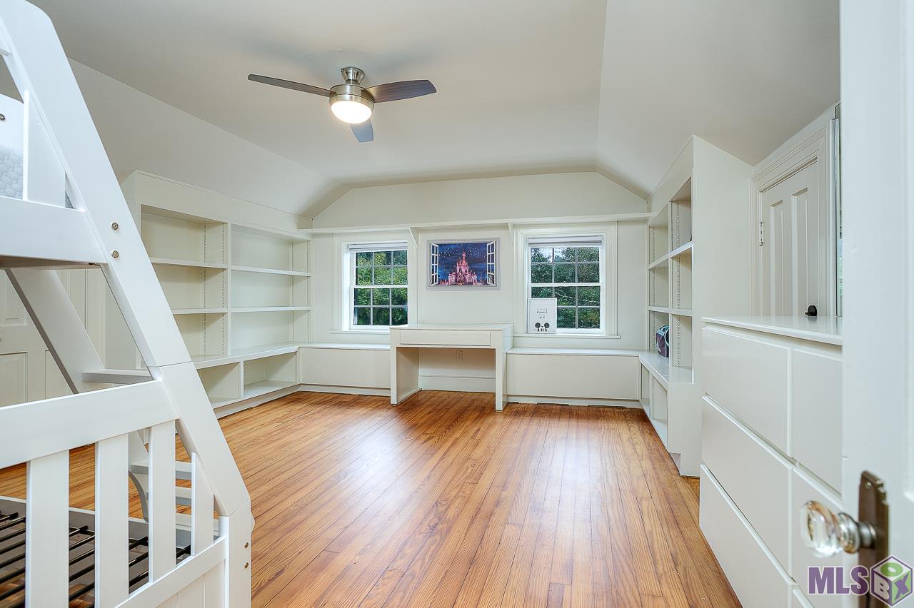 4756 Highland Road Baton Rouge, LA 70808 - Photo 29 of 42 Guest Bedroom - 3rd Floor